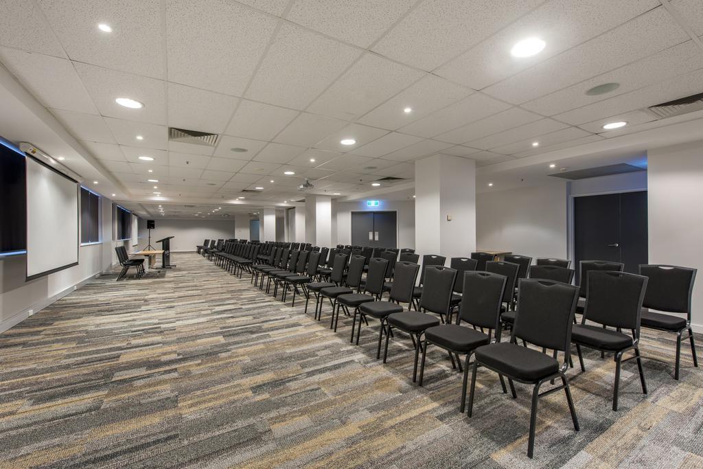 Oaks Perth Hotel Екстер'єр фото
