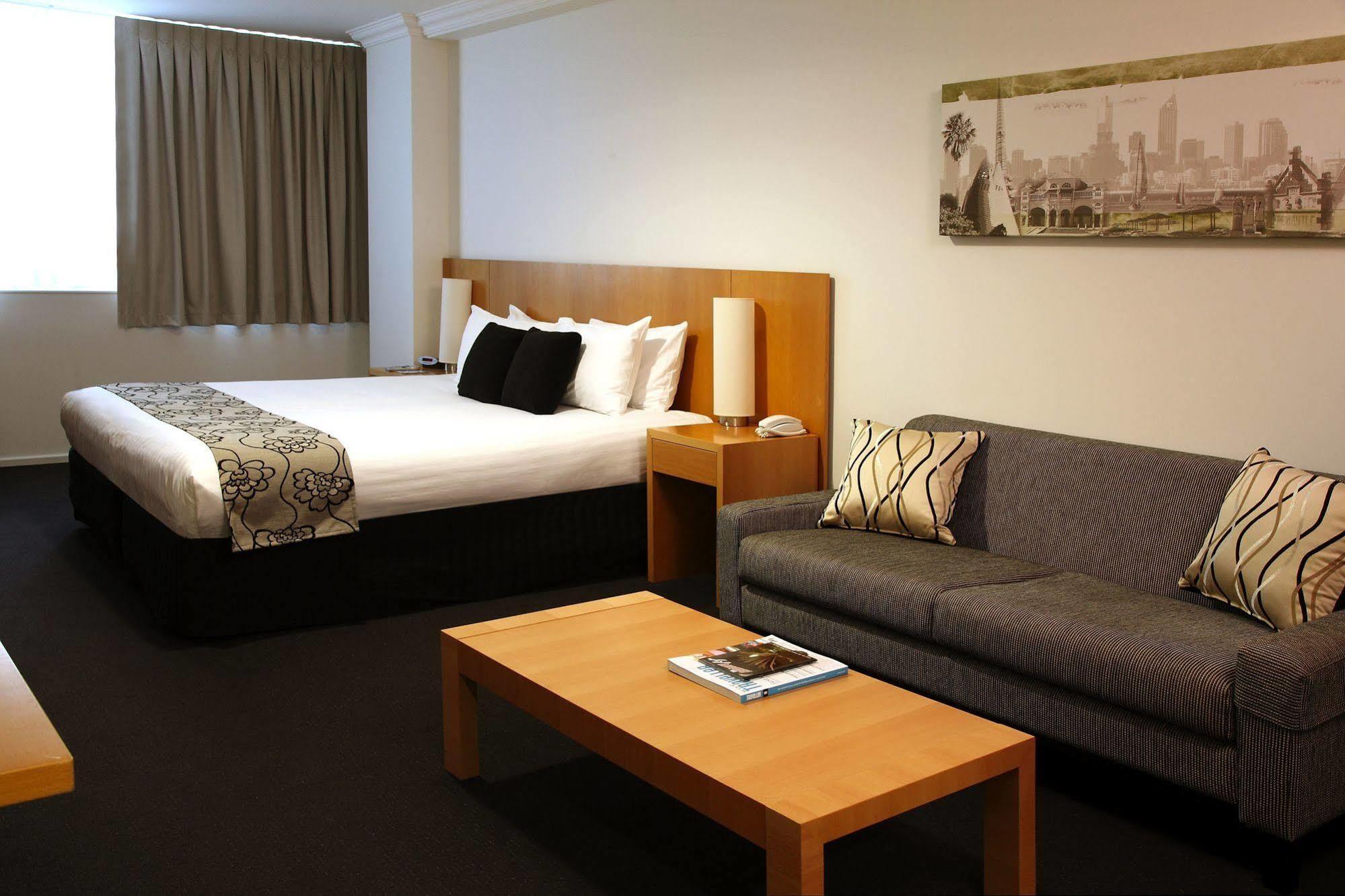 Oaks Perth Hotel Екстер'єр фото